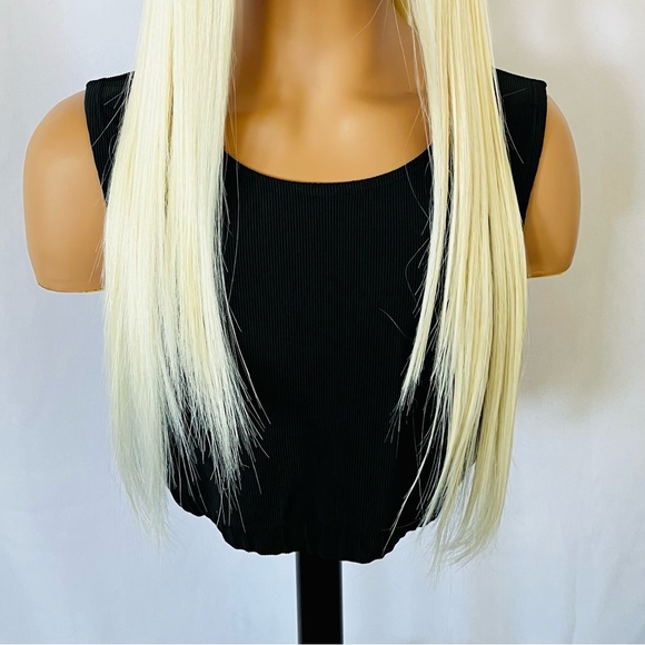 28” Long Blonde Premium Fiber Lace Front Wig / Very Pretty - Picture 2 of 11
